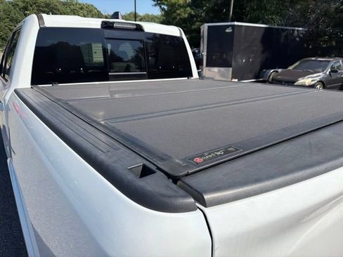Used 2023 RAM 1500 Limited AWD/4WD image 6
