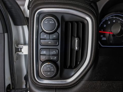 Used 2022 Chevrolet Silverado 2500 LT w/ Convenience Package AWD/4WD image 23