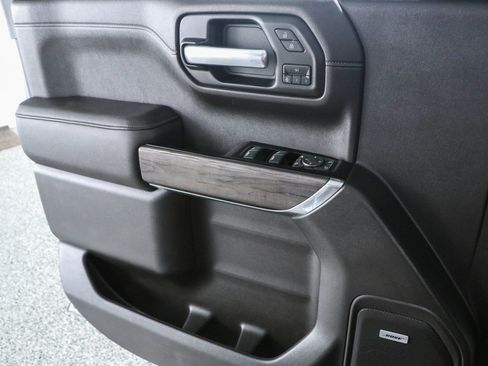 Used 2019 Chevrolet Silverado 1500 LTZ w/ LTZ Premium Package AWD/4WD image 25