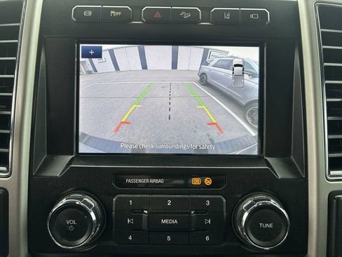 Used 2020 Ford F350 Lariat w/ Lariat Value Package AWD/4WD image 24