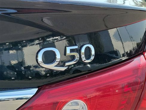 Used 2015 INFINITI Q50 Premium image 25