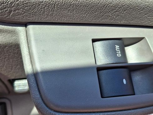 Used 2024 GMC Savana 2500 w/ Driver Convenience Package RWD image 12