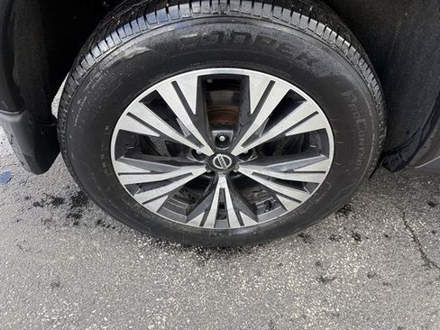 Used 2021 Nissan Rogue SV AWD/4WD image 27