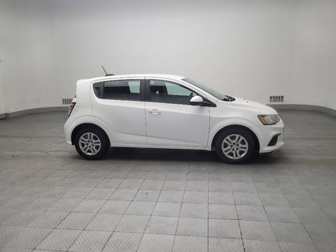 Used 2017 Chevrolet Sonic LT image 11