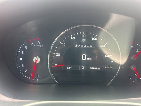 Used 2018 Kia Sorento SX FWD image 9