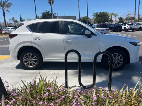 Used 2025 MAZDA CX-5 AWD 2.5 S w/ Preferred Package image 6