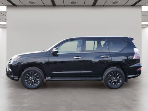 Certified 2023 Lexus GX 460 Premium w/ Premium Package AWD/4WD image 3