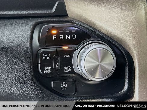 Used 2019 RAM 1500 Laramie AWD/4WD image 17