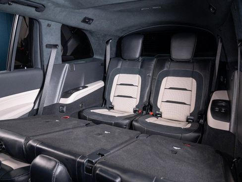 New 2026 Mercedes-Benz GLS 63 AMG 4MATIC image 33