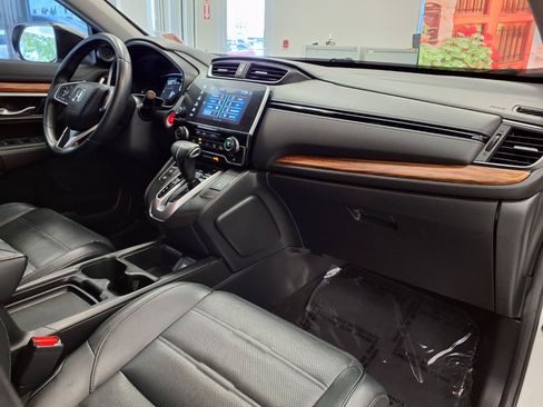 Used 2017 Honda CR-V Touring image 9
