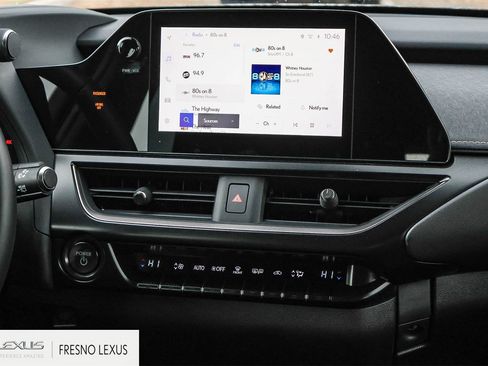 Used 2025 Lexus UX 300h FWD image 17