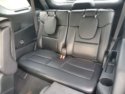 Used 2023 Ford Explorer ST w/ Equipment Group 401A AWD/4WD image 33