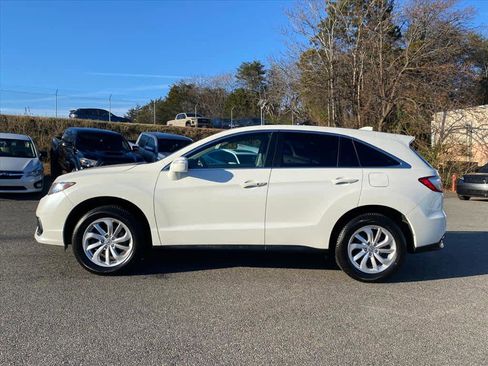 Used 2017 Acura RDX AWD image 2