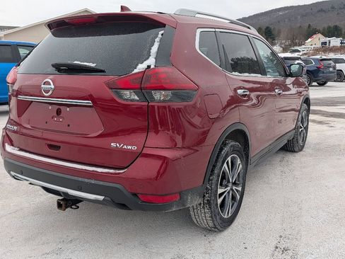 Used 2019 Nissan Rogue SV w/ Sun & Sound Touring Package image 7