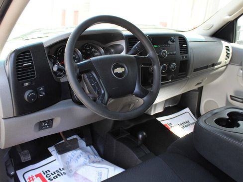 Used 2014 Chevrolet Silverado 3500 W/T w/ Skid Plate Package image 9