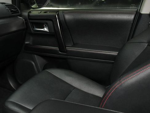 Used 2016 Toyota 4Runner TRD Pro image 25