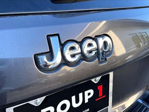 Used 2021 Jeep Grand Cherokee Limited RWD image 31