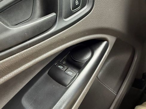 Used 2022 Ford Transit Connect XL image 21