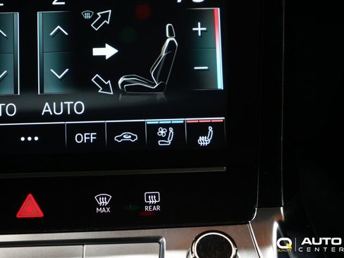 Used 2022 Audi e-tron Premium Plus w/ Premium Plus Package image 24