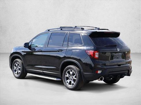 Used 2023 Honda Passport TrailSport image 9