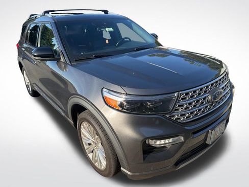 Used 2020 Ford Explorer Limited AWD/4WD image 2