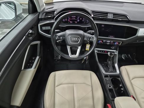Used 2019 Audi Q3 2.0T Premium image 13