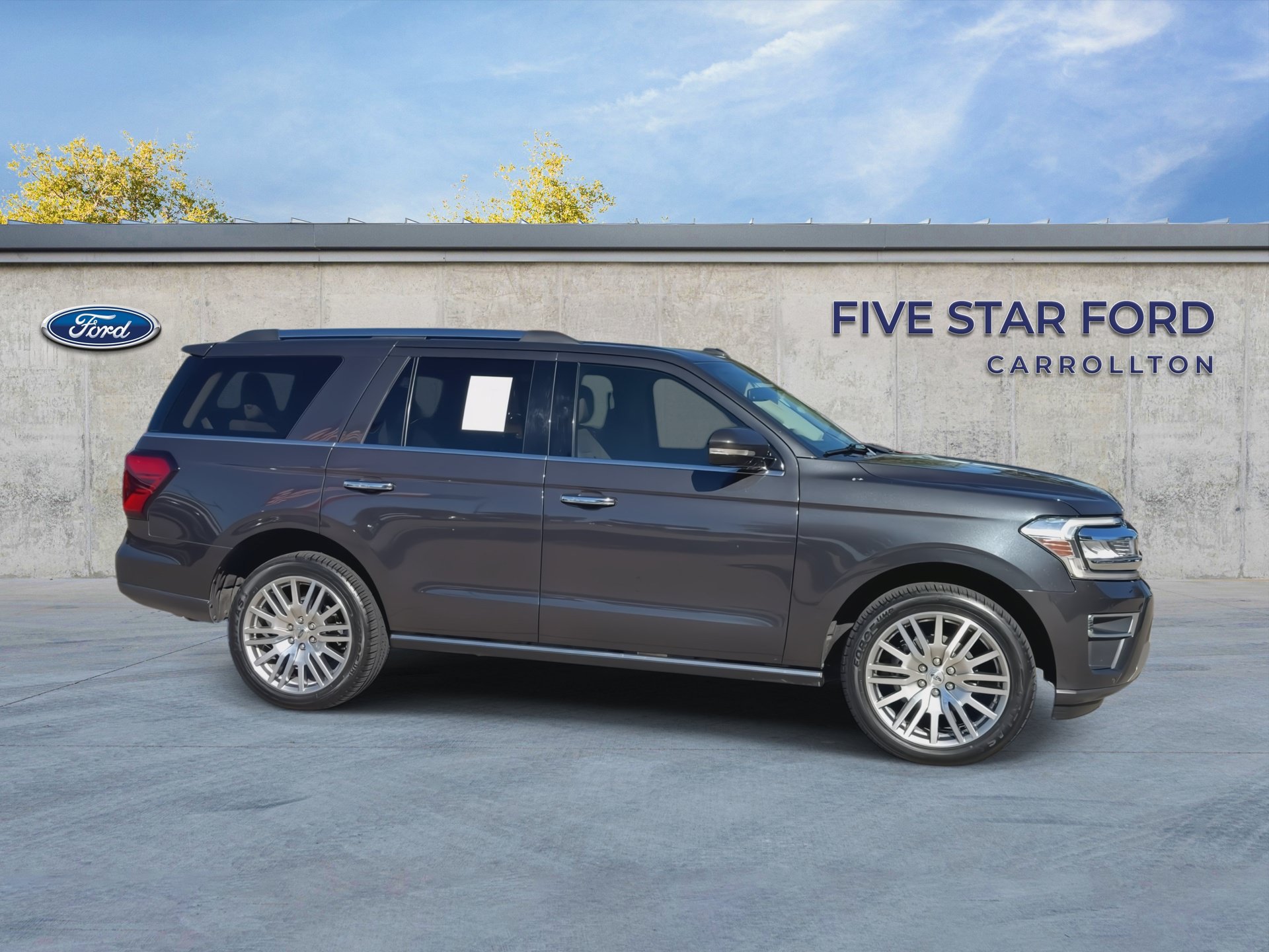 Used 2024 Ford Expedition Limited AWD/4WD image 9