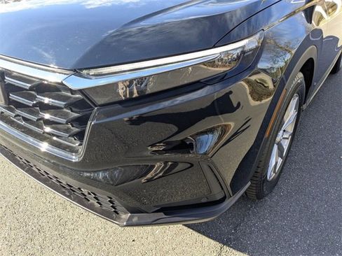 Used 2023 Honda CR-V EX-L image 4