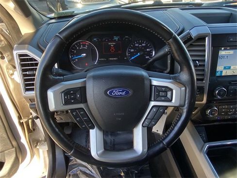 Used 2017 Ford F450 Lariat w/ Lariat Value Package image 10