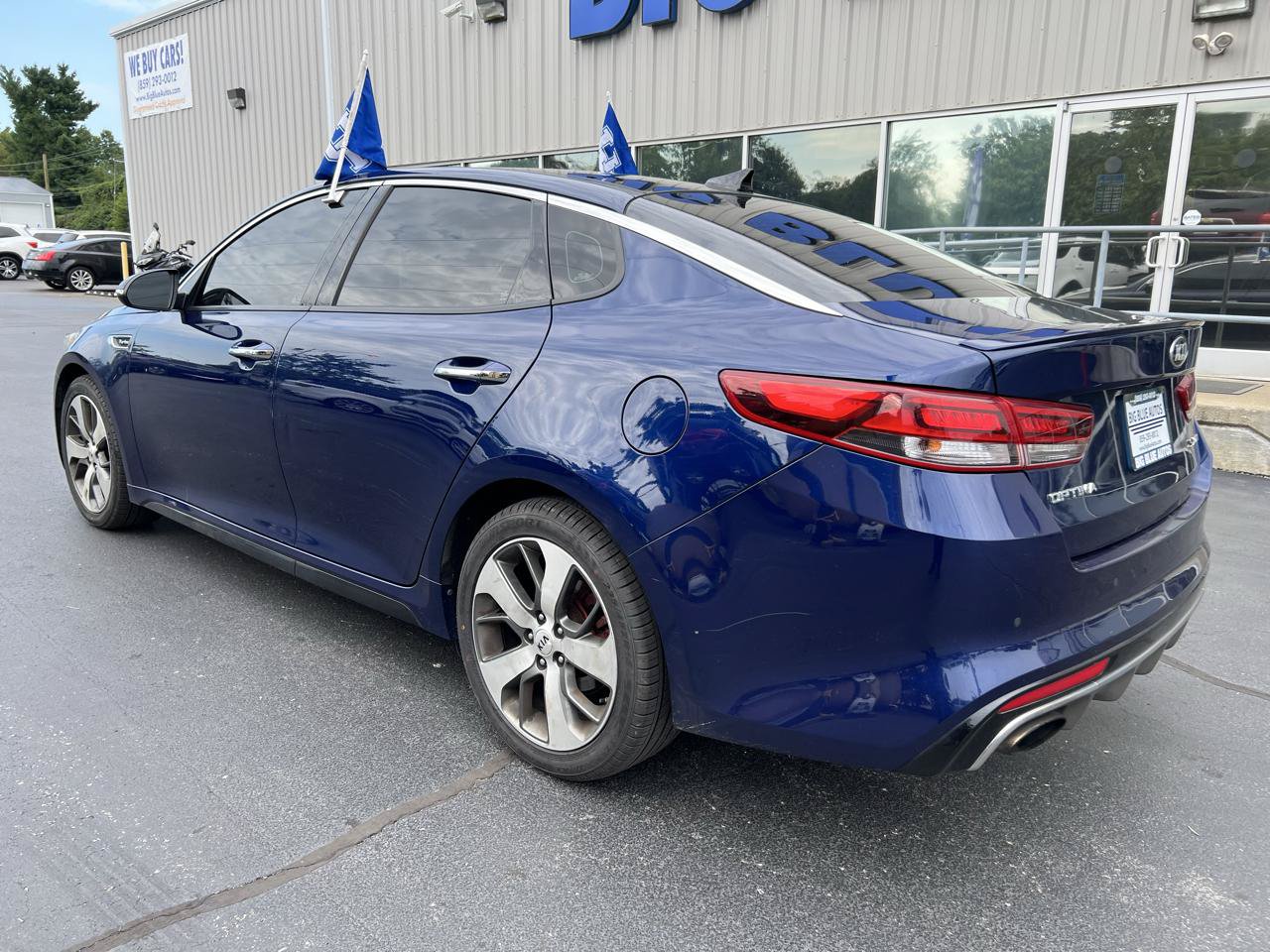Used 2018 Kia Optima SX FWD image 3