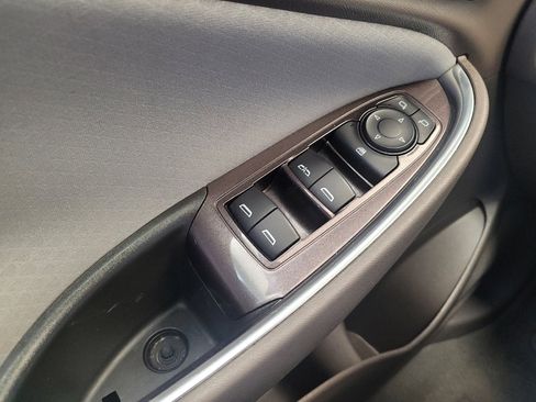 Used 2020 Chevrolet Malibu LT FWD image 27