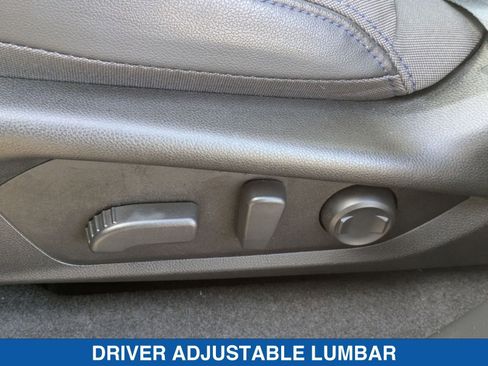 Certified 2025 Subaru Forester Premium image 27