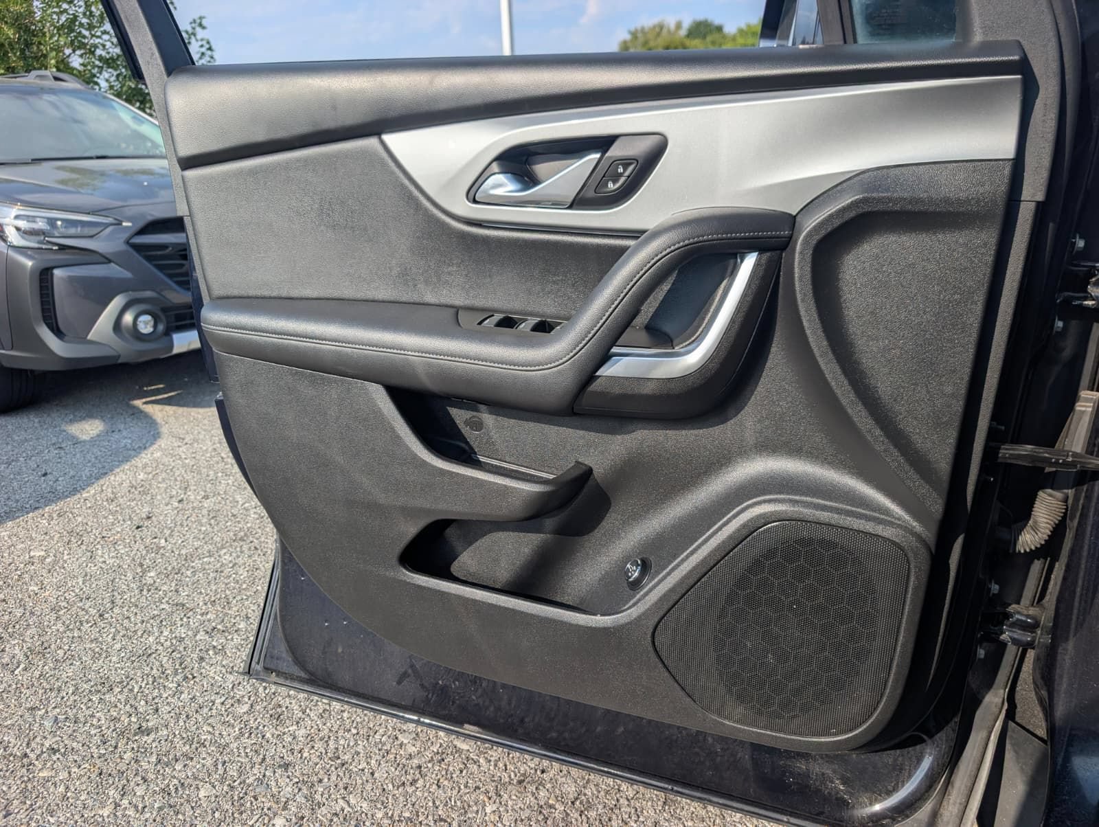 Used 2020 Chevrolet Blazer LT FWD image 36