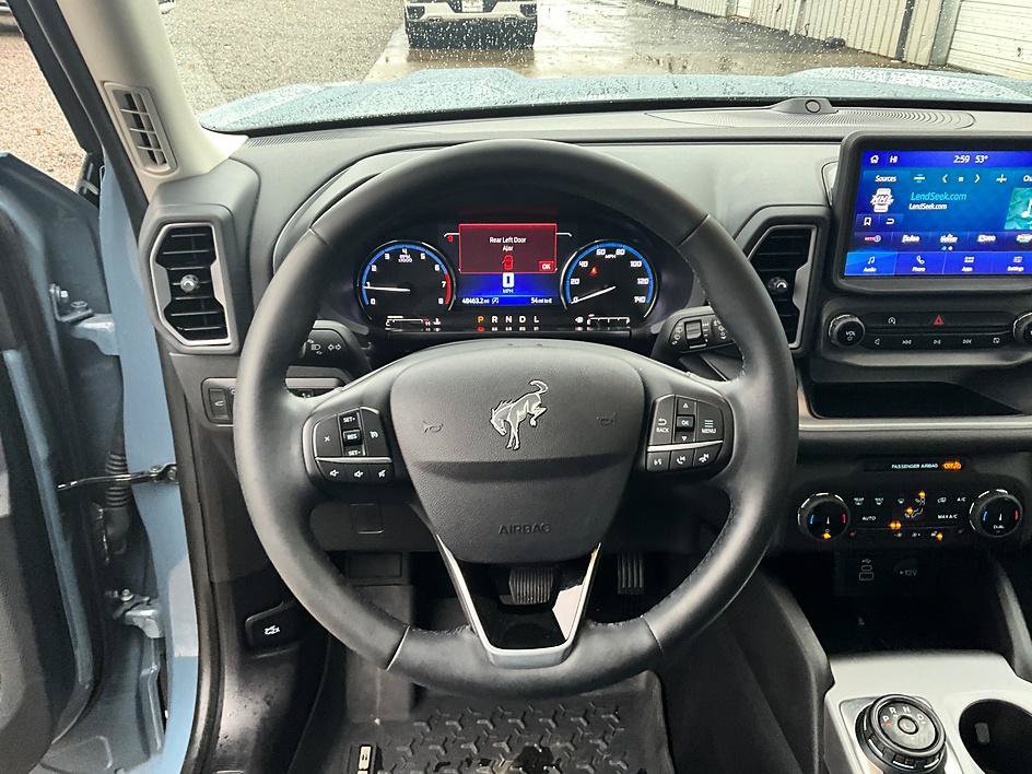 Used 2024 Ford Bronco Sport Outer Banks w/ Tech Package AWD/4WD image 35