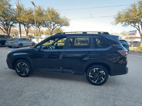 Used 2025 Subaru Forester Limited image 5