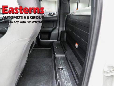 Used 2021 Toyota Tacoma SR RWD image 22