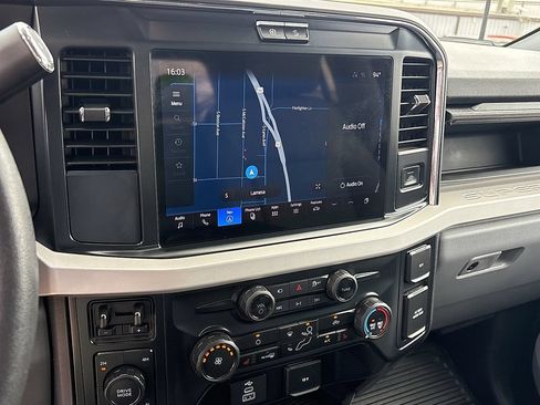 Used 2025 Ford F250 XLT w/ Black Appearance Package AWD/4WD image 22