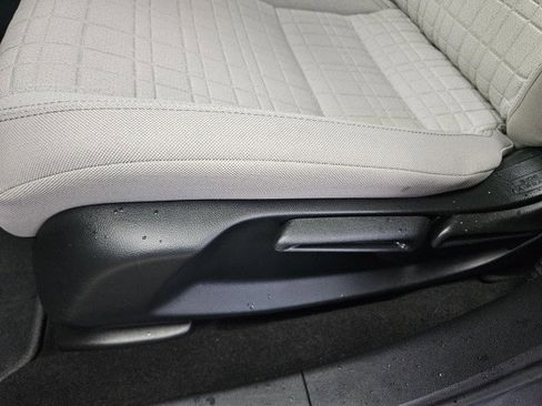 Used 2024 Honda HR-V LX image 30