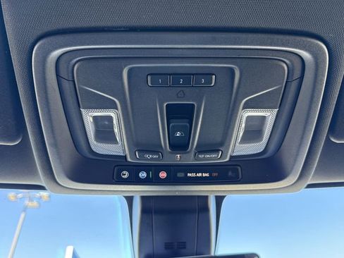 Used 2020 Chevrolet Silverado 3500 High Country w/ Z71 Off-Road Package image 24