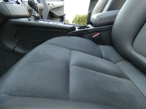 Used 2018 Porsche Macan Sport Edition image 55