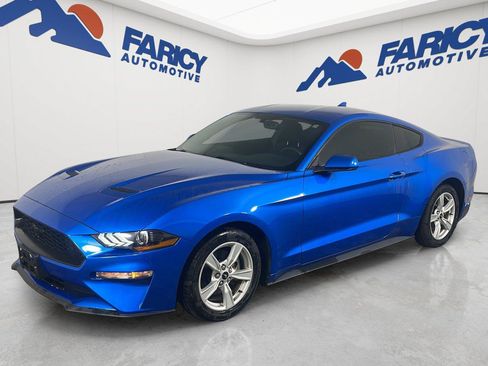 Used 2020 Ford Mustang Coupe RWD image 1