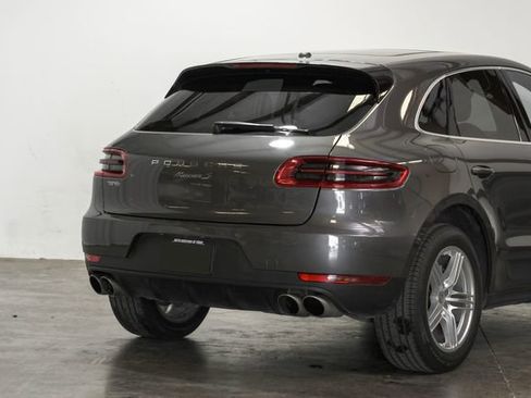 Used 2016 Porsche Macan S image 16