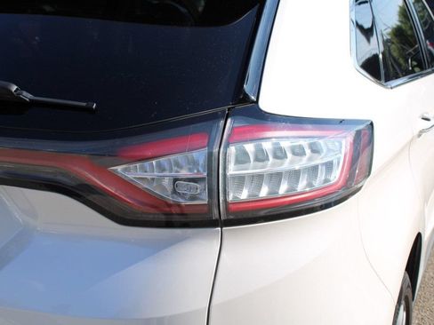 Used 2018 Ford Edge Titanium w/ Equipment Group 301A FWD image 11