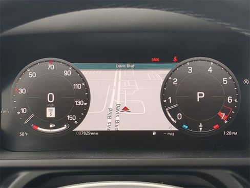 Used 2024 Land Rover Defender 110 S image 28