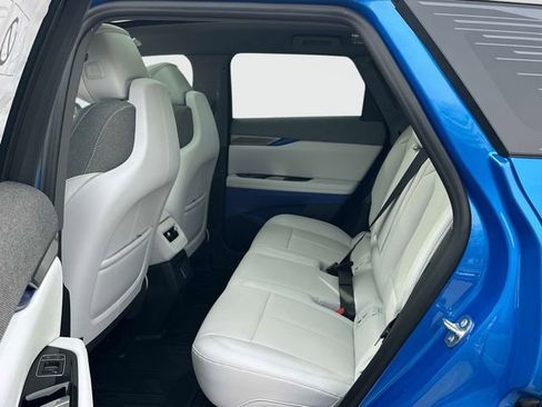 New 2026 Cadillac Optiq Luxury 1 image 11