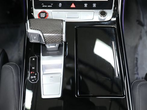 Used 2023 Audi S8 w/ S8 Comfort Plus Package AWD/4WD image 39