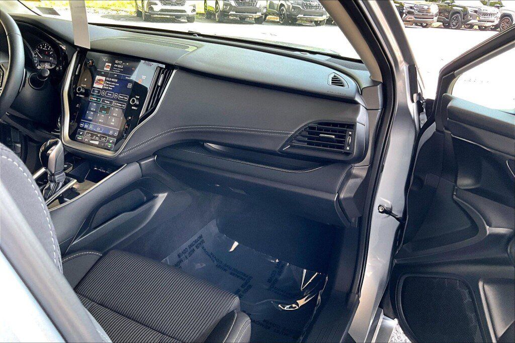 Certified 2025 Subaru Legacy Premium AWD/4WD image 11