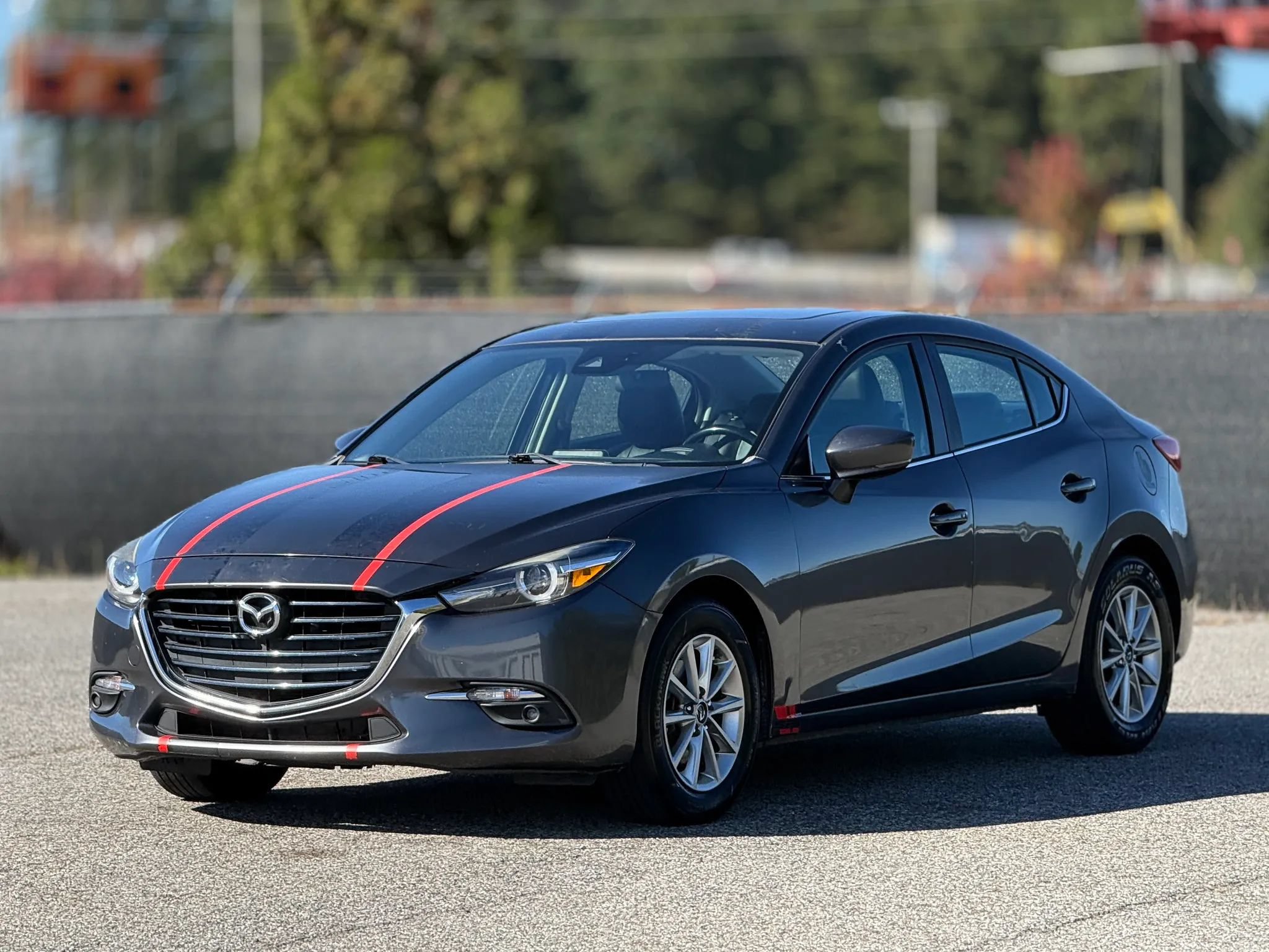Used 2018 MAZDA MAZDA3 Grand Touring FWD image 6