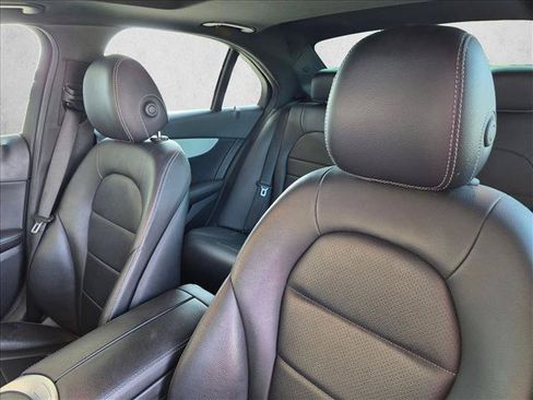 Used 2019 Mercedes-Benz C 300 Sedan image 12
