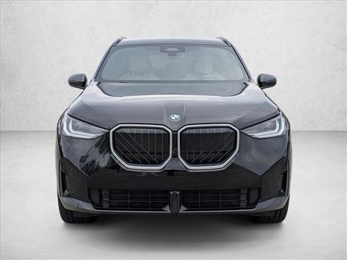 Certified 2025 BMW X3 xDrive30i w/ M Sport Package image 2
